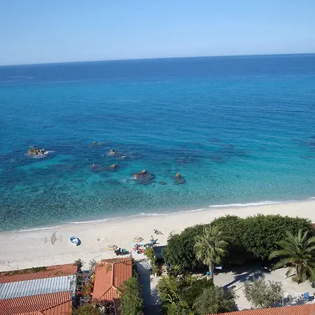 ホテル Tirreno 4*