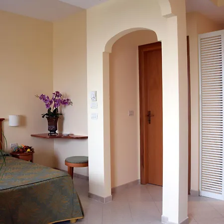 Tirreno 4* Parghelia