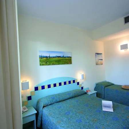 Tirreno 4* פרגליה