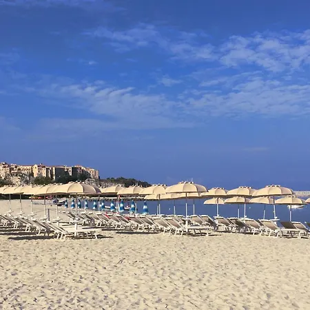 Ξενοδοχείο Tirreno 4*
