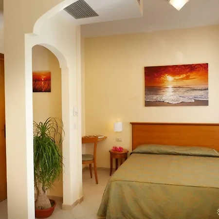 Hotel Tirreno Parghelia