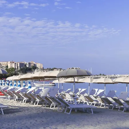 Tirreno 4*