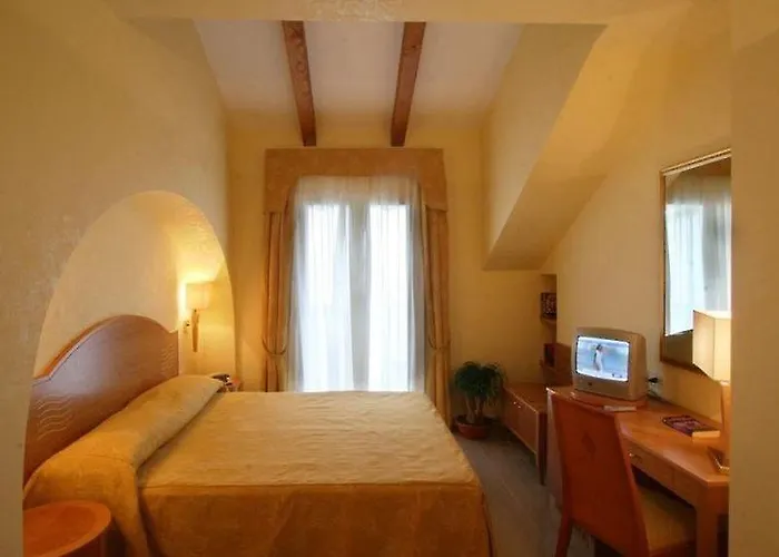 Tirreno 4* Parghelia